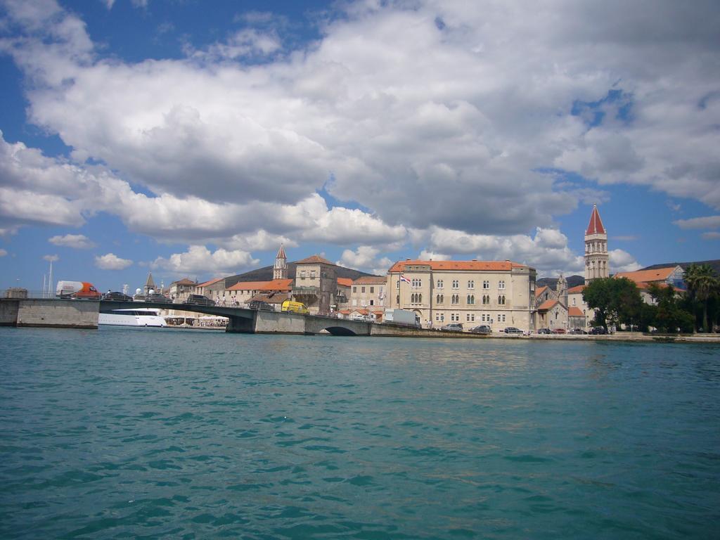 Apartment Nanito Trogir Extérieur photo